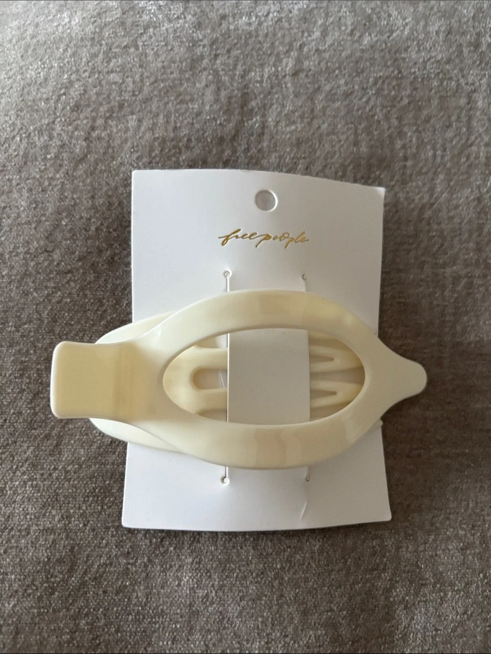 Free People Caroline Acrylic Flat Claw Clip. NWT. White